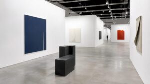 LISTE Art Fair Basel 2026 vom 15. bis 21. Juni in der Messe Basel, Halle 1.1. Alle Termine, &Ouml;ffnungszeiten, Eintrittspreise, Tickets und das Programm der jungen Galerien im journalistischen &Uuml;berblick erkl&auml;rt.